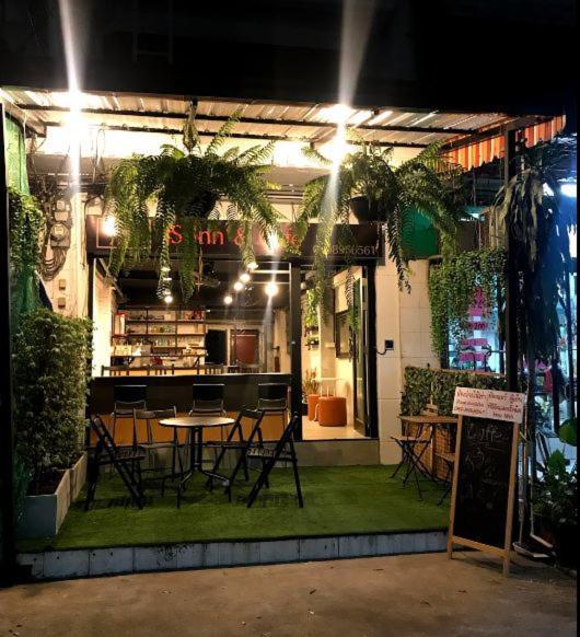 Js Mansion Hotel Bangkok Exterior photo